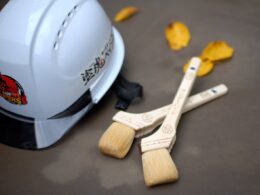好川産業様による刷毛の提供