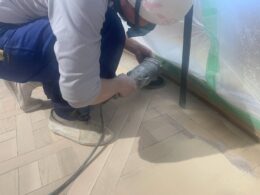 入隅はサンダー研磨