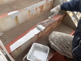 ダンジオーラE下塗り補修塗り