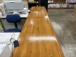 着色ウレタンクリヤー仕上げ