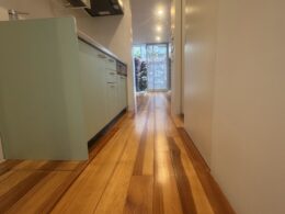 無垢フローリングウレタンクリアー仕上