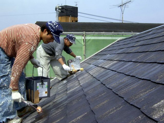 屋根塗装における下塗り(プライマー)